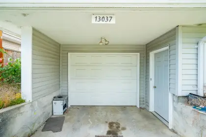 13037 107a Avenue, Surrey, BC, Surrey — Duplex for sale