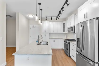 415 11077 Ravine Road, Surrey, BC, Surrey — Apartment/Condo for sale