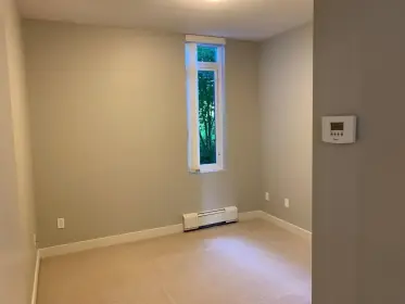 205 9025 Highland Court, Burnaby, BC, Burnaby — Apartment/Condo for sale