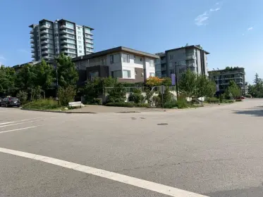 205 9025 Highland Court, Burnaby, BC, Burnaby — Apartment/Condo for sale