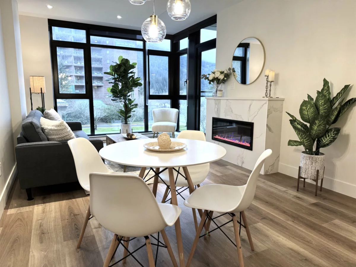 Office / Den Photo of 308 120 Esplanade Avenue, Harrison Hot Springs, BC