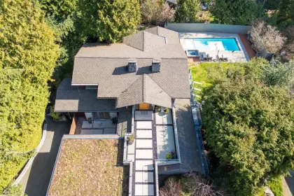 3956 Westridge Avenue, West Vancouver, BC, West vancouver — Single Family Residence for sale