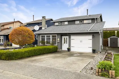 3227 Harwood Avenue, Coquitlam, BC, Coquitlam — Single Family Residence for sale