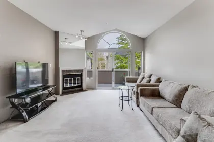 209 7600 Moffatt Road, Richmond, BC, Richmond — Apartment/Condo for sale