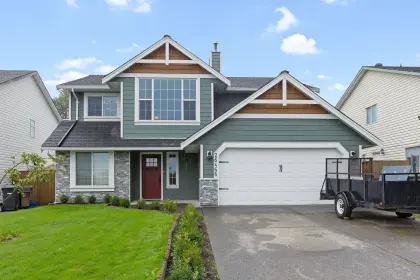 26466 33 Avenue, Langley, BC, Langley — Single Family Residence for sale