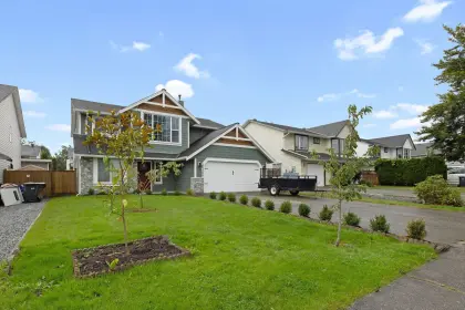 26466 33 Avenue, Langley, BC, Langley — Single Family Residence for sale