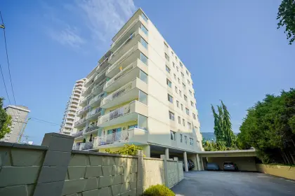 105 2187 Bellevue Avenue, West Vancouver, BC, West vancouver — Apartment/Condo for sale
