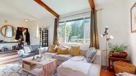 790 Creekside, Gibsons, BC, Gibsons — Single Family Residence for sale