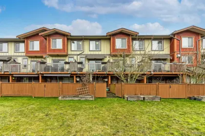 25 40653 Tantalus Road, Squamish, BC, Squamish — Townhouse for sale