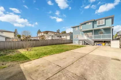 8362 13 Avenue, Burnaby, BC, Burnaby — Single Family Residence for sale