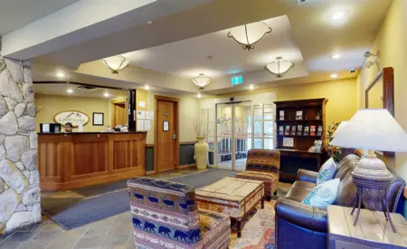421 4660 Blackcomb Way, Whistler, BC, Whistler — Apartment/Condo for sale