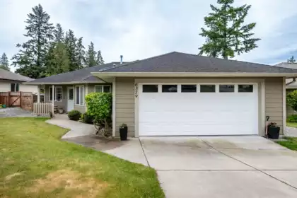 6379 Oracle Road, Sechelt, BC, Sechelt — Single Family Residence for sale