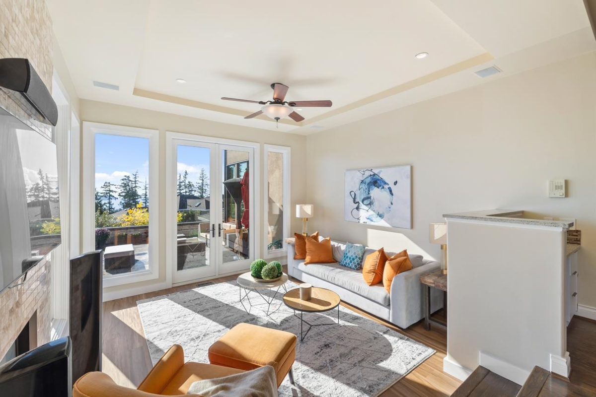 Primary Bedroom Photo of 5401 West Vista Court, West Vancouver, BC