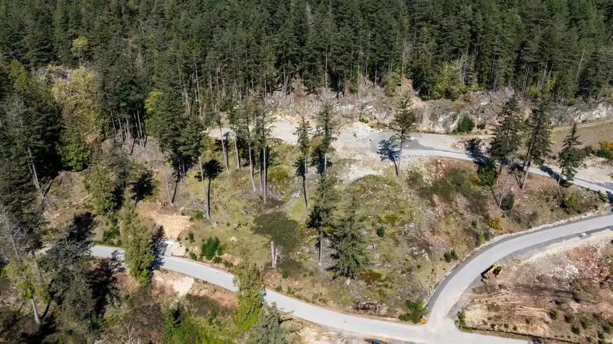 Laundry Room Photo of 814 Mcintosh Lane, Bowen Island, BC