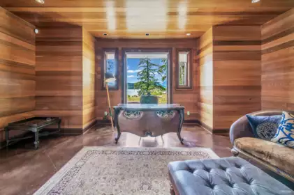 Basement Recreation Room Photo of 15781 East Egmont Shoreline, Egmont, BC