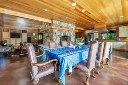 Loft / Bonus Room Photo of 15781 East Egmont Shoreline, Egmont, BC