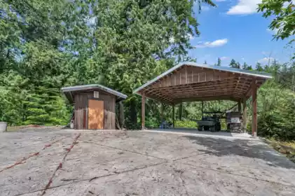 Swimming Pool Photo of 15781 East Egmont Shoreline, Egmont, BC