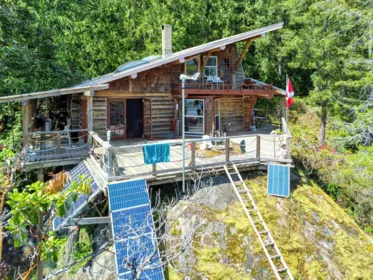 Breakfast Nook Photo of Block 1 Jervis Inlet Beach, Egmont, BC