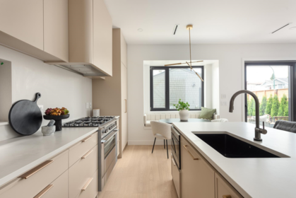 2796 E Georgia Street, Vancouver, BC, Vancouver — Half Duplex for sale