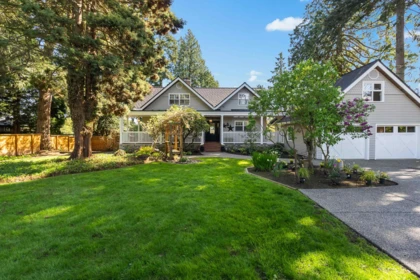 13892 Marine Drive, White Rock, BC, White Rock — Single Family Residence for sale