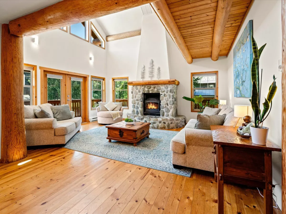 Exterior Rear Photo of 1474 Hemlock Street, Pemberton, BC