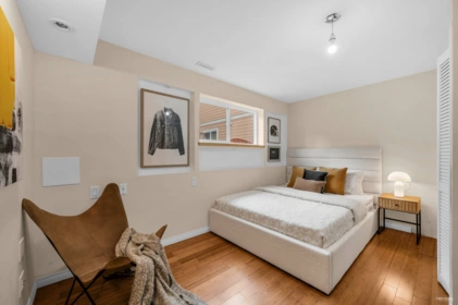 Walk-In Closet Photo of 2705 Henry Street, Port Moody, BC