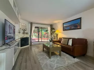 111 13507 96 Avenue, Surrey, BC, Surrey — Apartment/Condo for sale