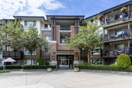 210 11665 Haney Bypass, Maple Ridge, BC, Maple Ridge — Apartment/Condo for sale