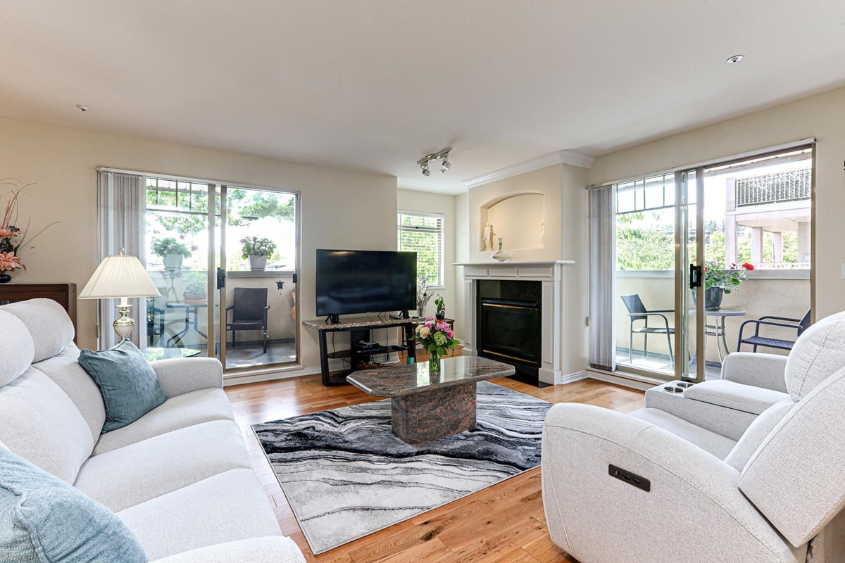 Dining Area Photo of A204 1258 Hunter Road, Delta, BC