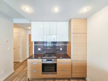 2602 4688 Kingsway, Burnaby, BC, Burnaby — Apartment/Condo for sale