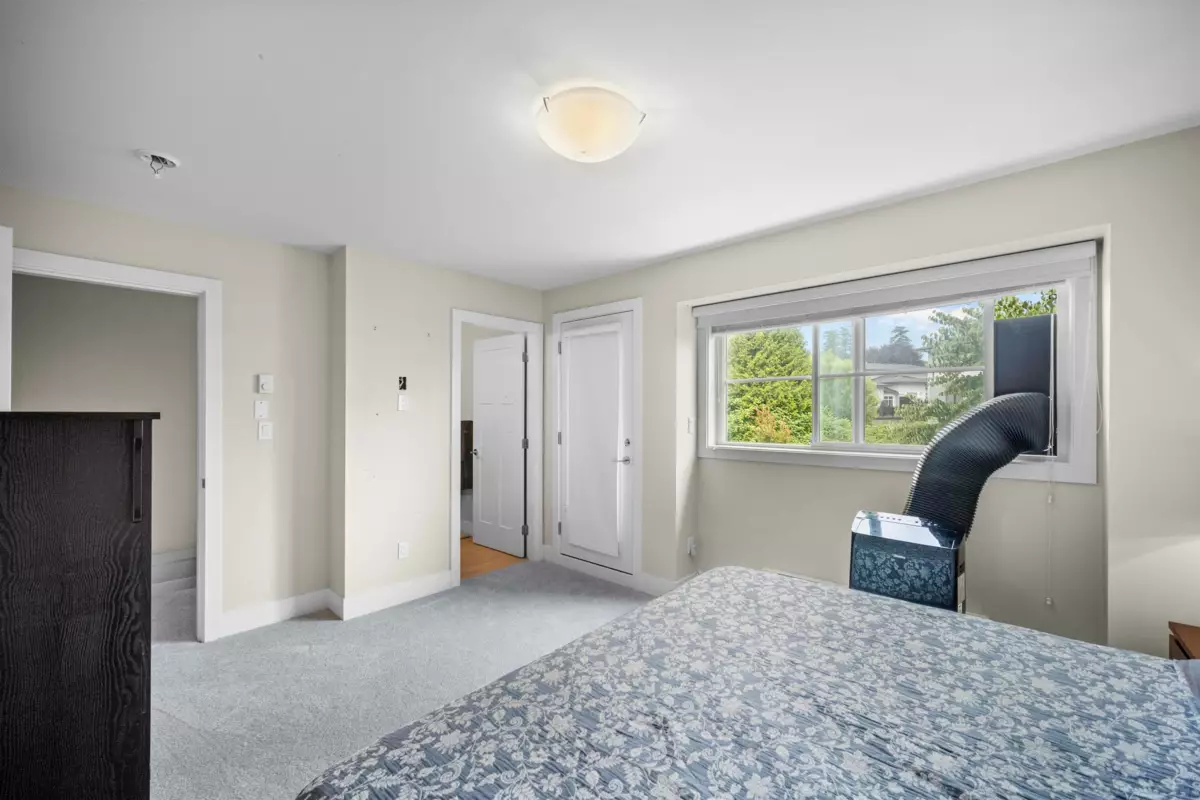 Powder Room Photo of 12 6945 185 Street, Surrey, BC