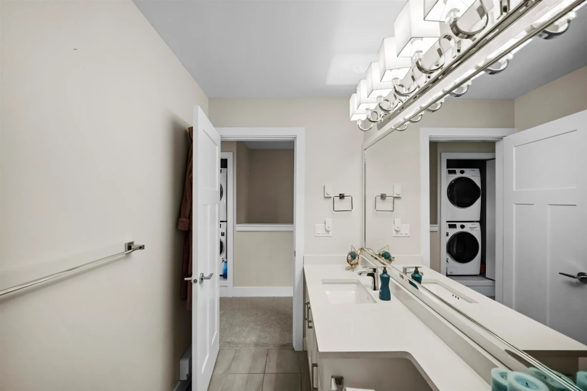 Primary Bathroom Photo of 12 6945 185 Street, Surrey, BC