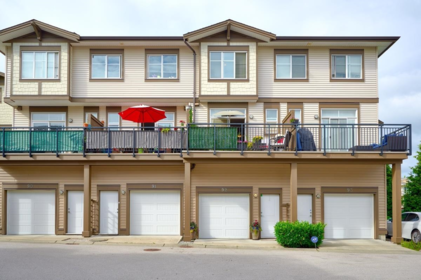 92 19433 68 Avenue, Surrey, BC, Surrey — Townhouse for sale