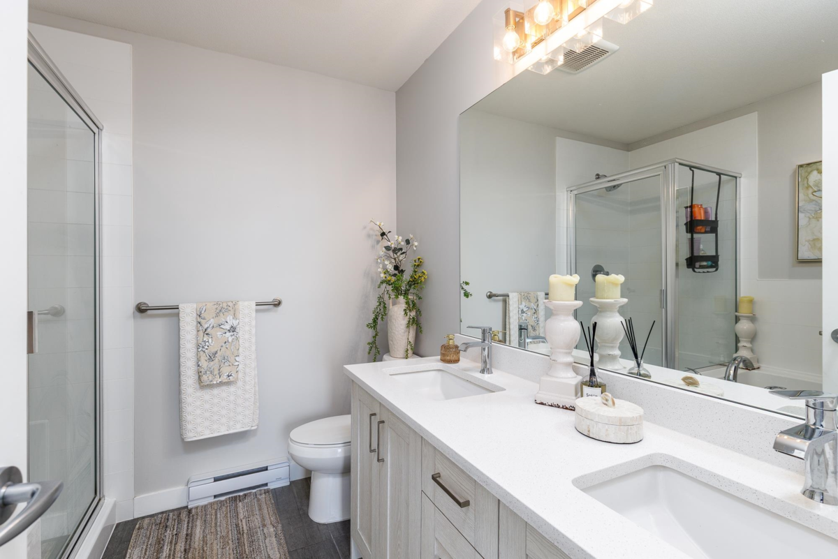 Basement Recreation Room Photo of 501 20826 72 Avenue, Langley, BC