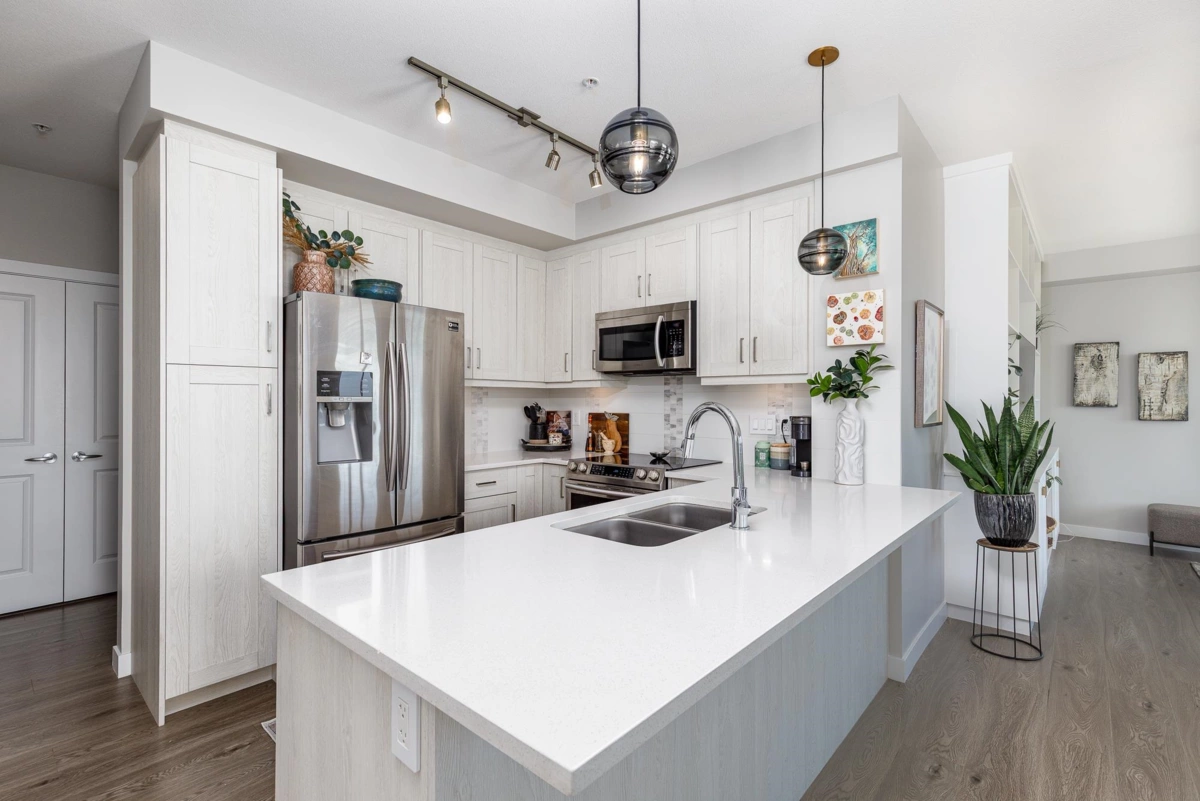 Bedroom 2 Photo of 501 20826 72 Avenue, Langley, BC