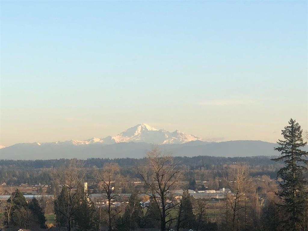 Fitness Center Photo Near 501 20826 72 Avenue, Langley, BC