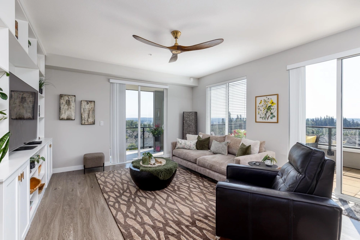 Kitchen Island Photo of 501 20826 72 Avenue, Langley, BC