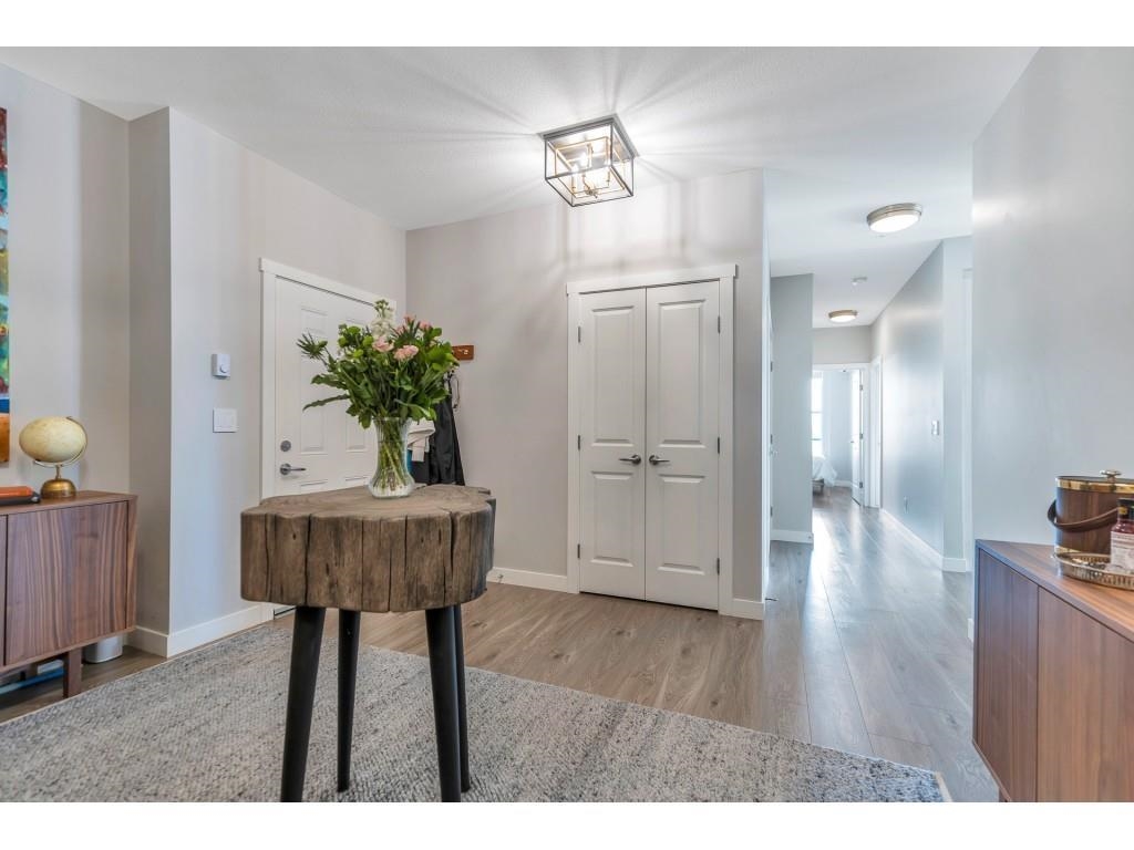 Living Room Photo of 501 20826 72 Avenue, Langley, BC