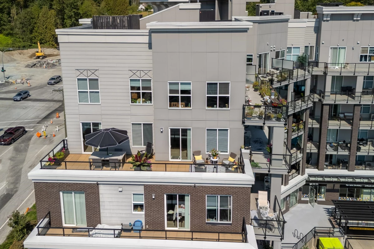 Outdoor Kitchen Photo of 501 20826 72 Avenue, Langley, BC