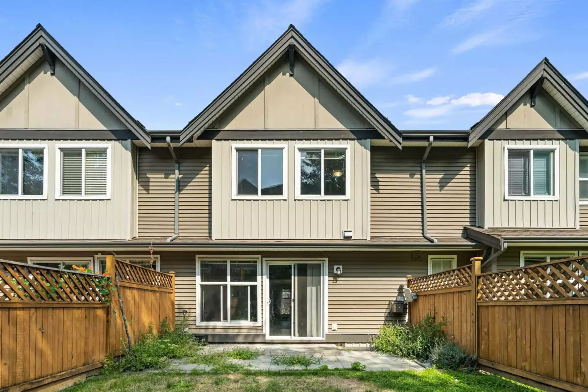 Front Yard Photo of 7 5900 Jinkerson Road, Chilliwack, BC