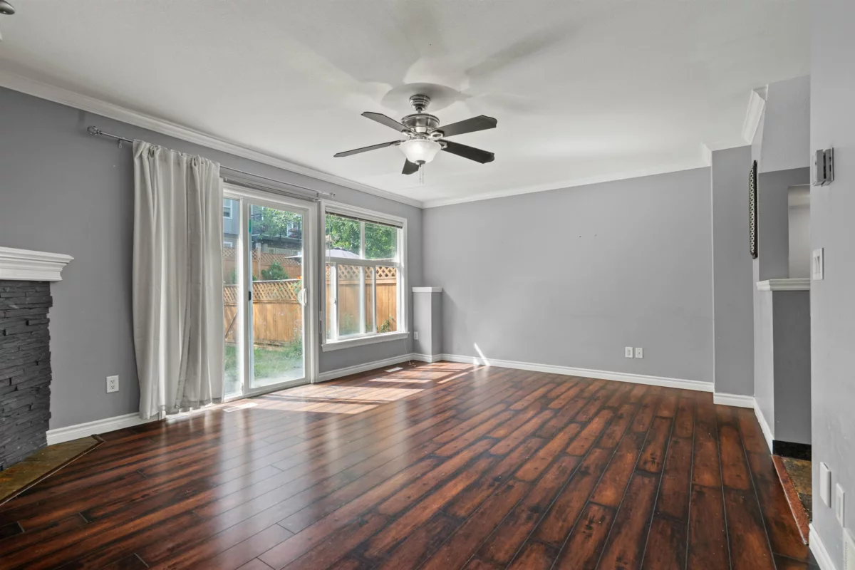 Guest Bathroom Photo of 7 5900 Jinkerson Road, Chilliwack, BC