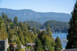 4477 Strathcona Road, North Vancouver, BC
