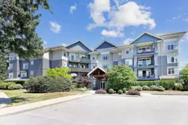 303C 45595 Tamihi Way, Chilliwack, BC