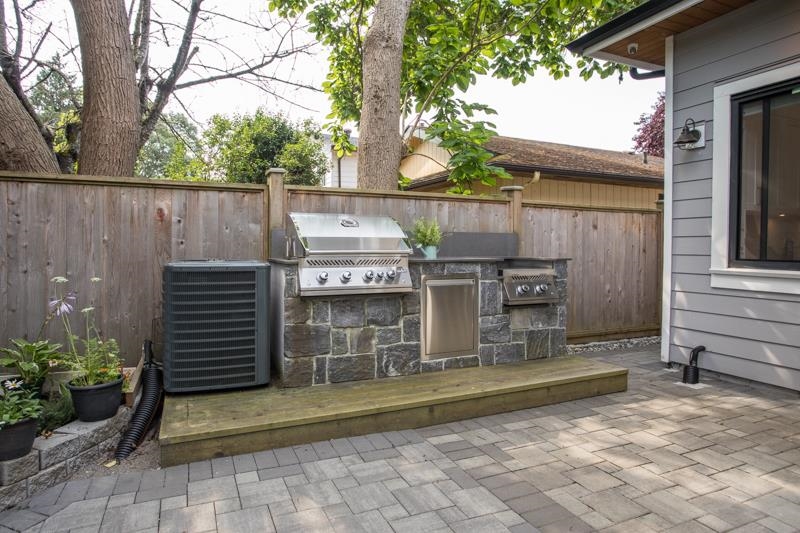 Swimming Pool Photo of 11240 Schooner Court, Richmond, BC
