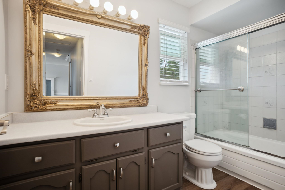 Basement Recreation Room Photo of 11943 249 Street, Maple Ridge, BC