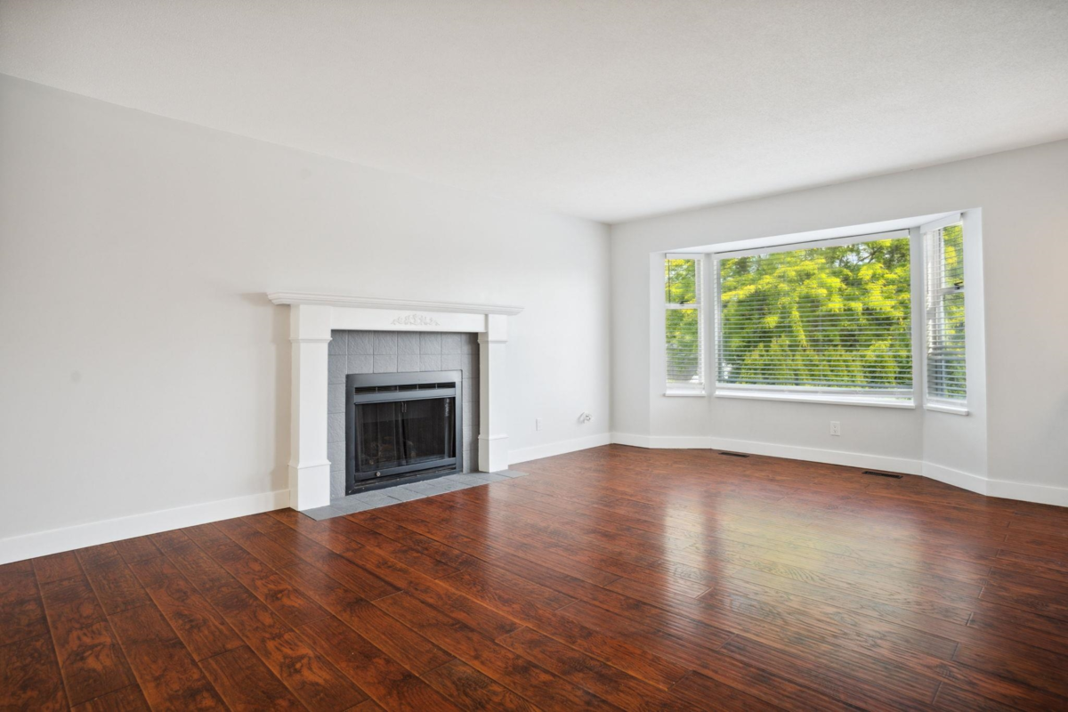 Bedroom 2 Photo of 11943 249 Street, Maple Ridge, BC