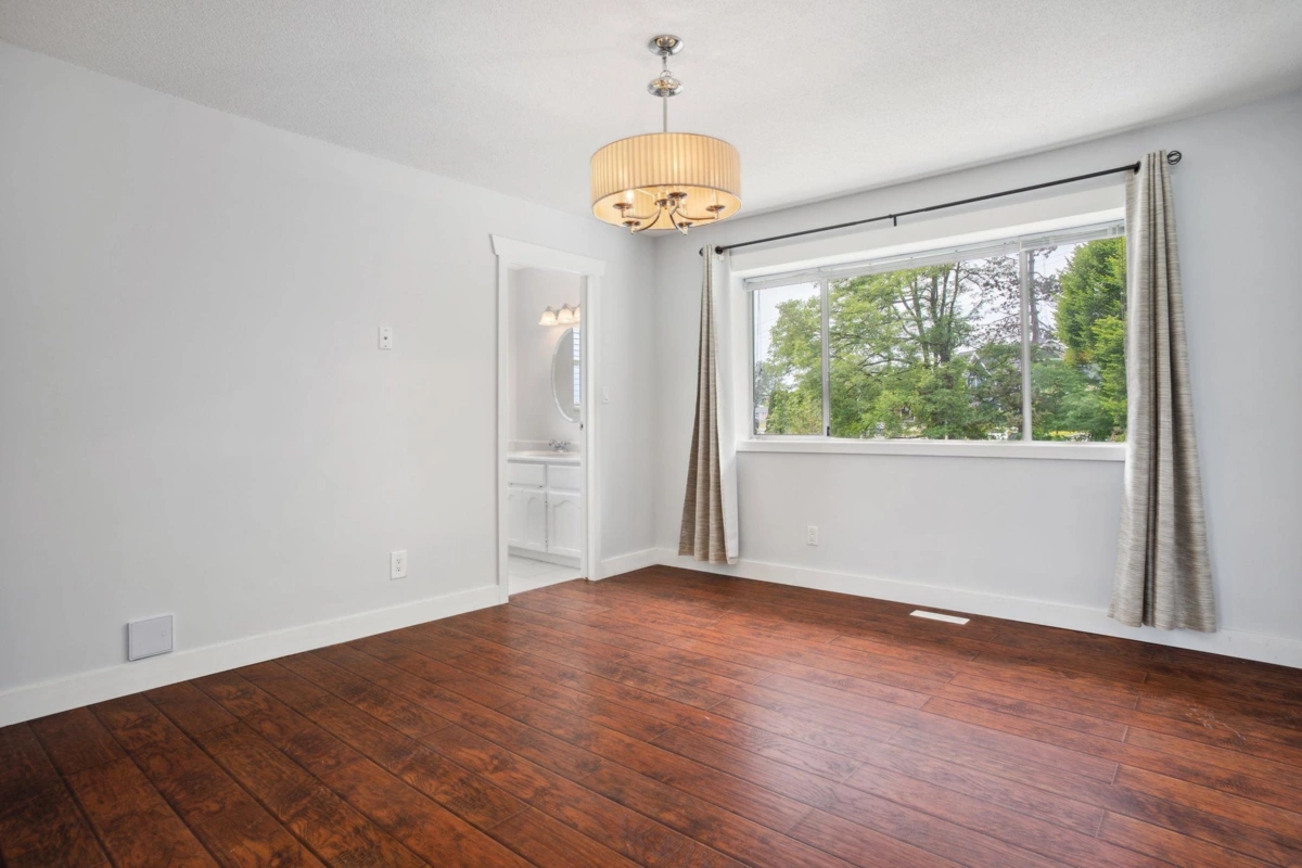 Bedroom 4 Photo of 11943 249 Street, Maple Ridge, BC