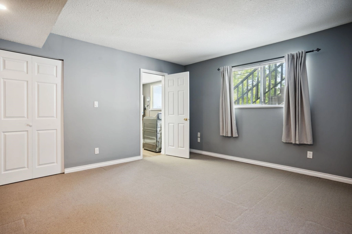 Garage Interior Photo of 11943 249 Street, Maple Ridge, BC