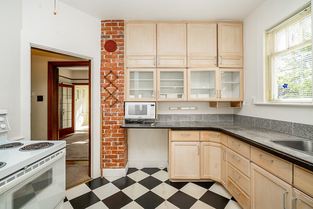 Bedroom 3 Photo of 7386 Humphries Avenue, Burnaby, BC