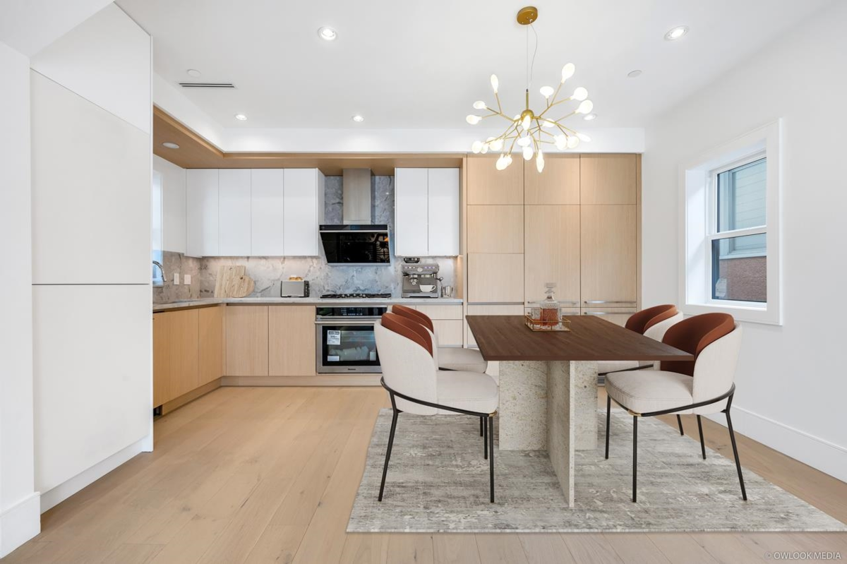 Breakfast Nook Photo of 1319 E 62nd Street, Vancouver, BC